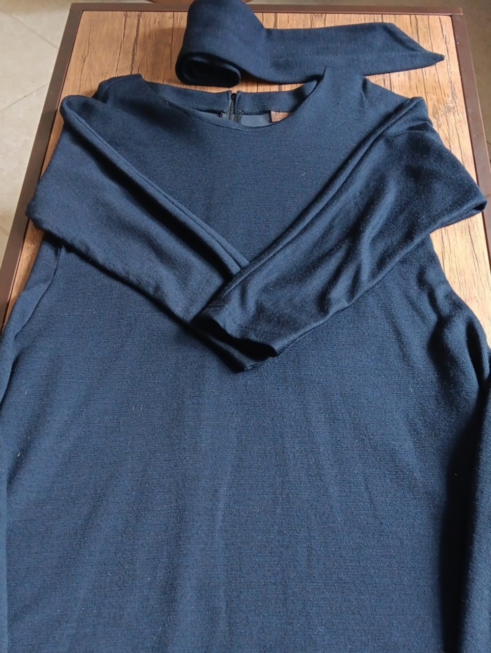 VINTAGE.Long Sleeve Navy Women's Dress with Crewneck And Optional Scarf.Classic